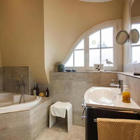 In Prázdninový dům *